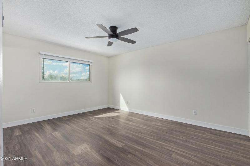 10 - Upstairs Primary Suite