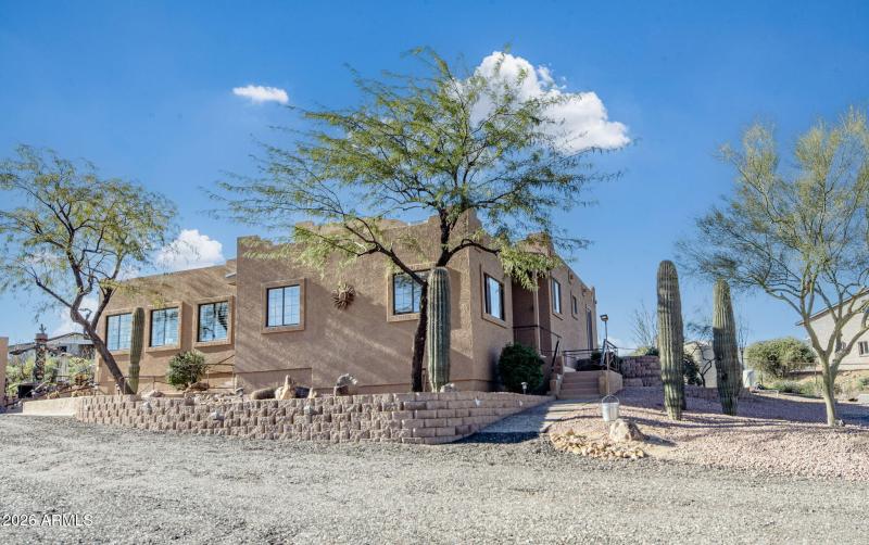 14-web-or-mls-_TMR1193