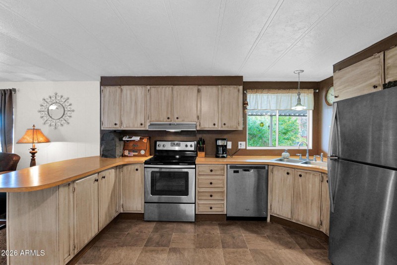 25-web-or-mls-P1459772