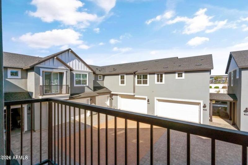 20251028175423399551000000-o