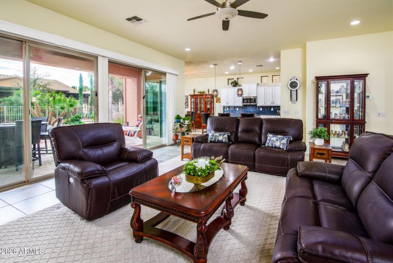 42197 W Baccarat-0391-Edit