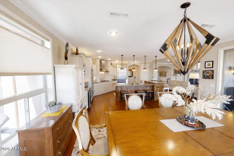 dining area looking at kitchen