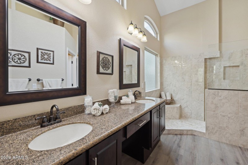 Double Sinks Primary