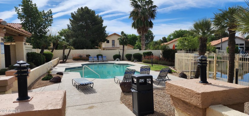 garden lakes manor HOA area