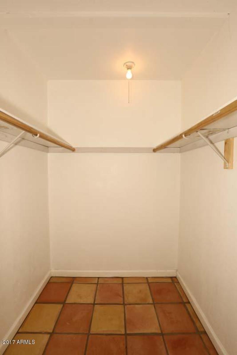 Master Bedroom-Closet