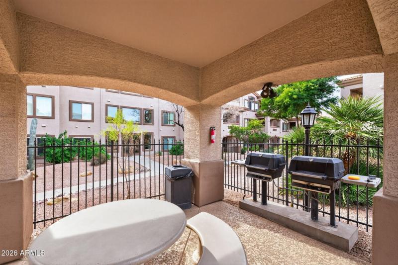 29-amenity-bbq-ramada