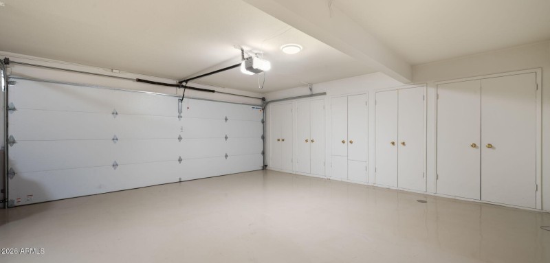 39-web-or-mls-Garage Interior2