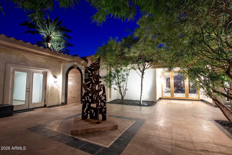 PRIAVTE GATED COURTYARD