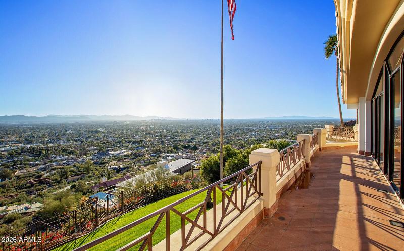 WRAP AROUND PATIO TO TAKE IT ALL IN