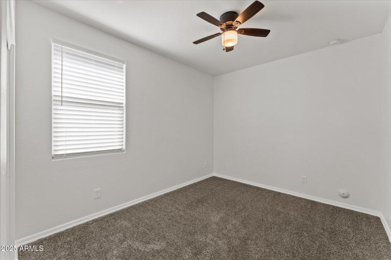 30-022-second-bedroom