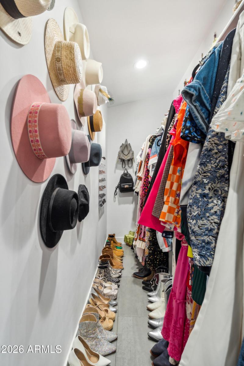 Walk in Closet-Master