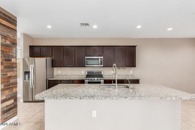 20250904090700544737000000-o