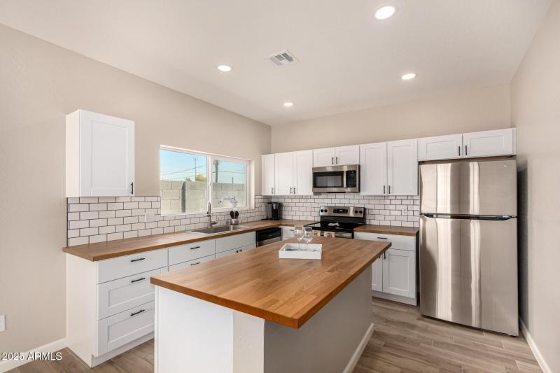 2746 W Pima St Kitchen