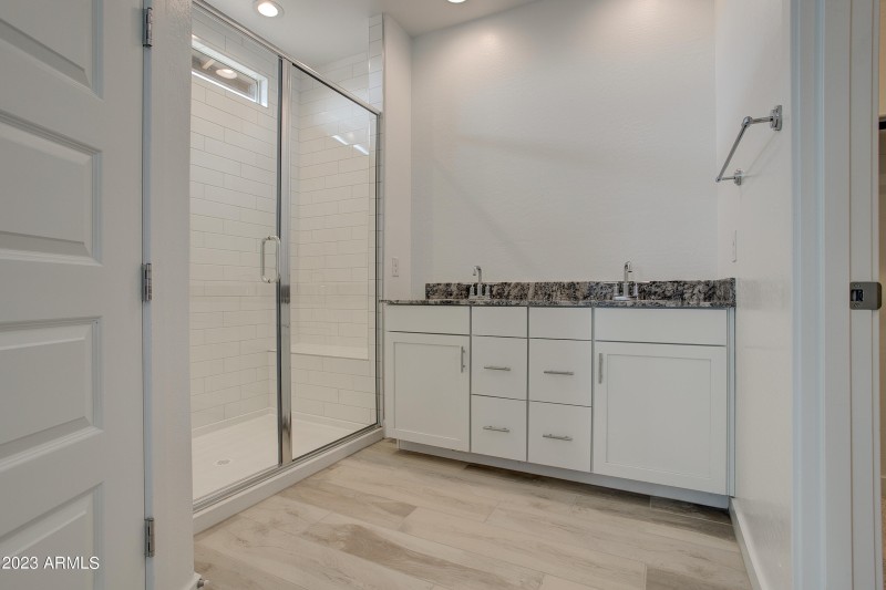 16845 e evergreen rd waddell-26