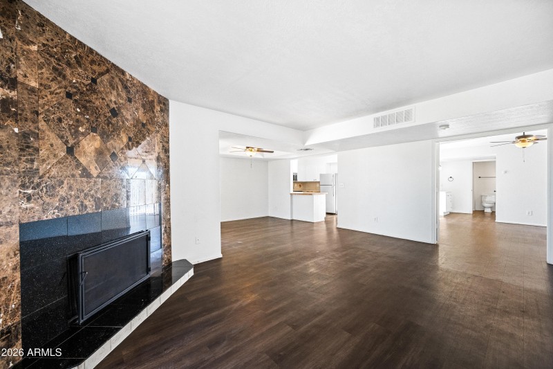 6-12247NFHVA-ocupix-