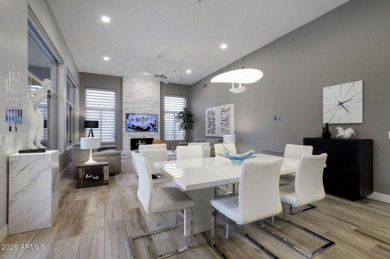 013 - 13 Dining Room