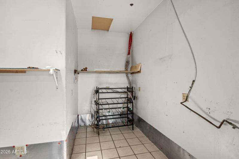 JL_1481WHwy89A-interiors-30