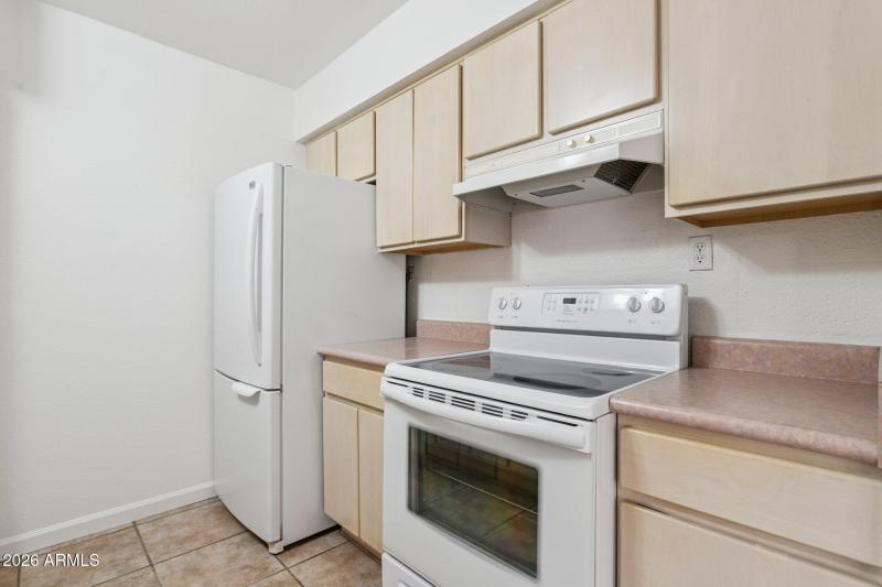 9-web-or-mls-7625-e-camelback-rd-144a