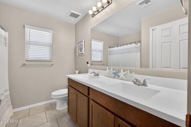 10-web-or-mls-186th (26)