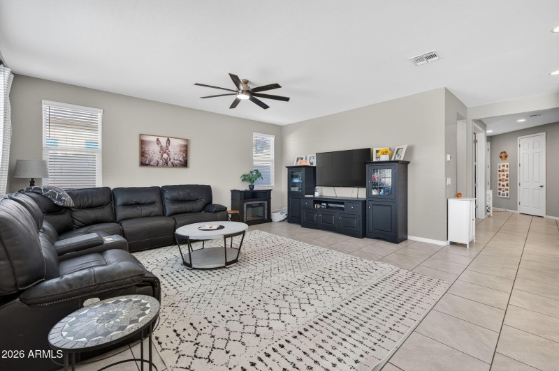 23-web-or-mls-186th (39)