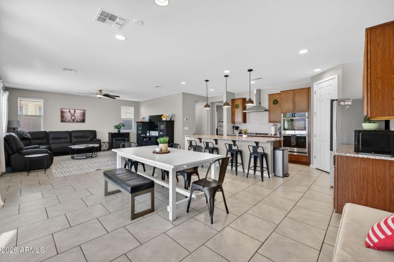 28-web-or-mls-186th (44)