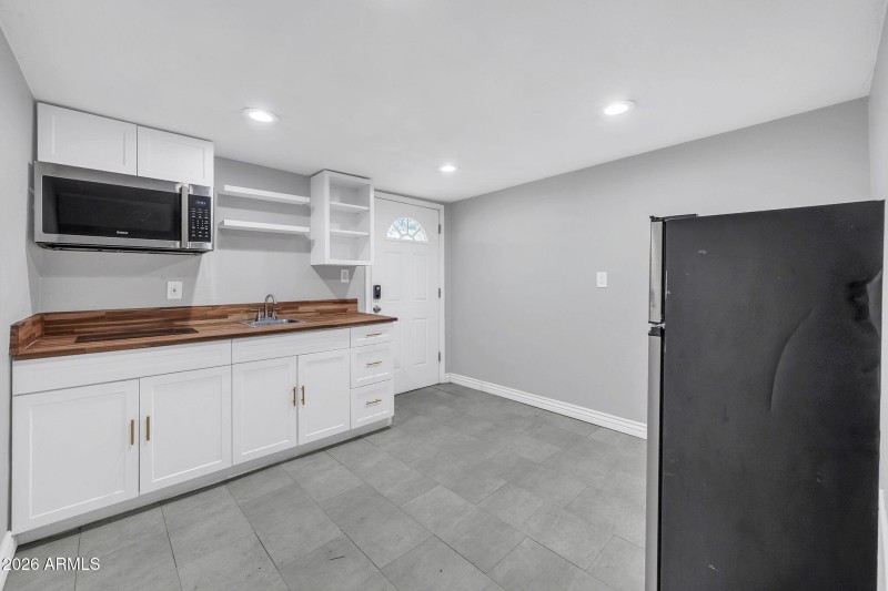 2302 E Yale Street, Phoenix, AZ 85006