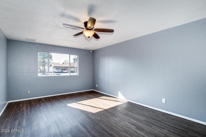 03-LIGHT, BRIGHT AND OPEN