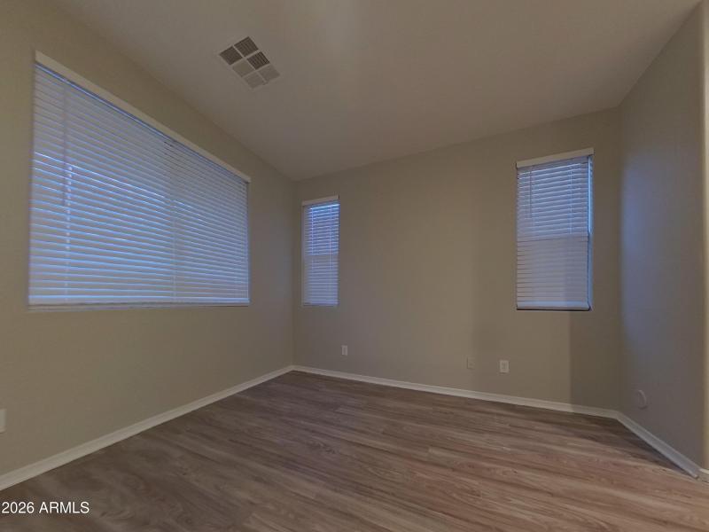 4_pc_6lsUMQnFW1_4K3D6Hq5Bp_layout_1