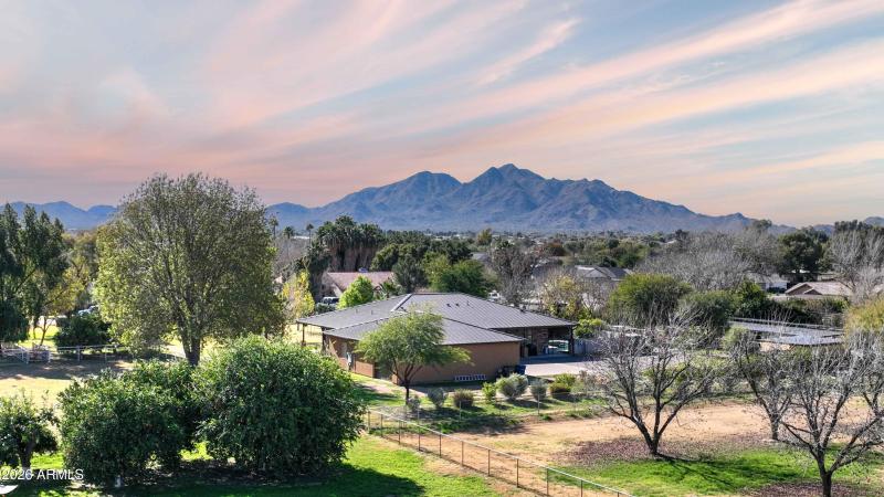 19312 E Via De Palmas