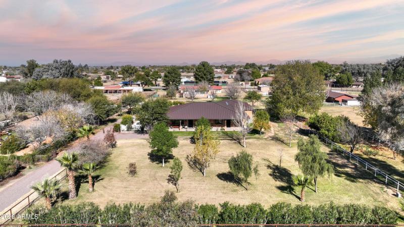 19312 E Via De Palmas