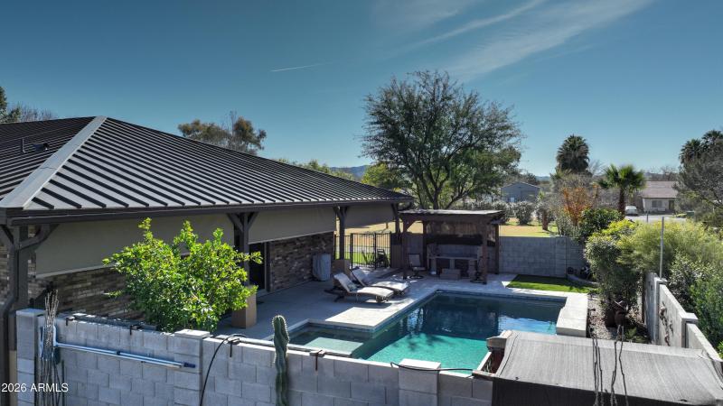 19312 E Via De Palmas