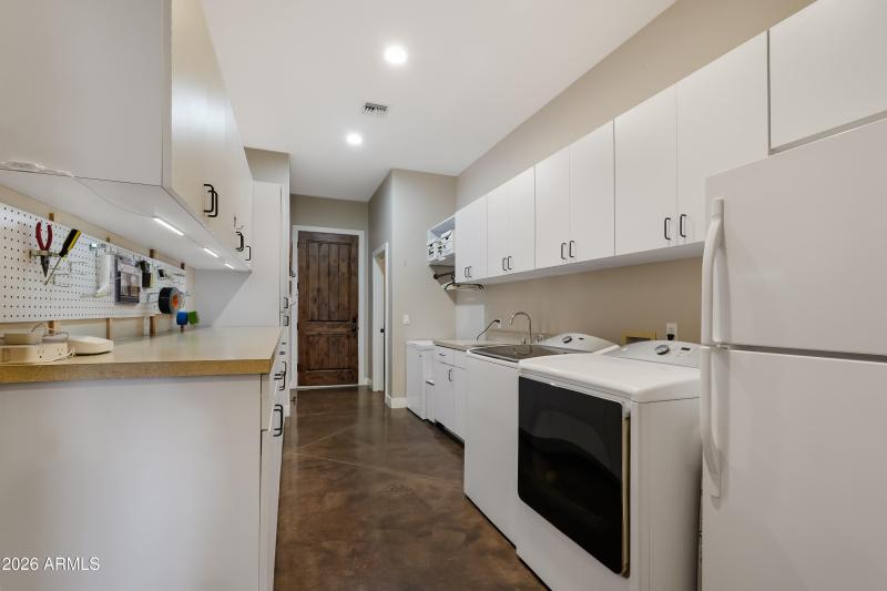 19312 E Via De Palmas