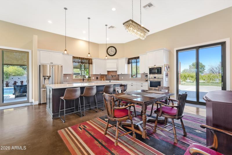 19312 E Via De Palmas