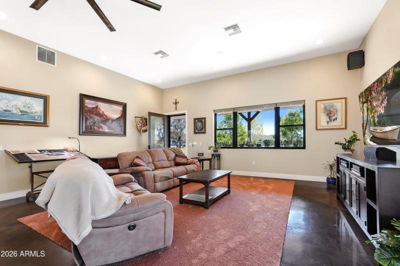 19312 E Via De Palmas