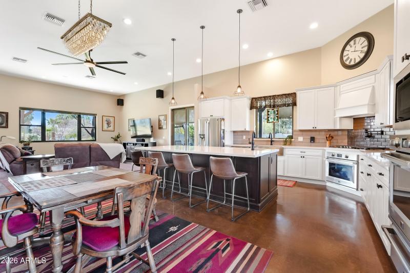 19312 E Via De Palmas