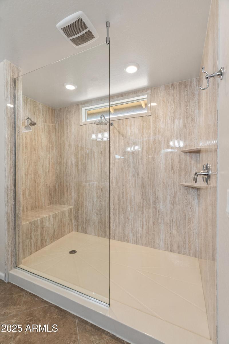 3501 E Apricot Ln-47