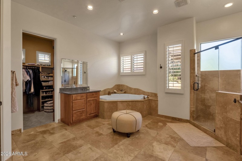 027_Primary Ensuite Bathroom II