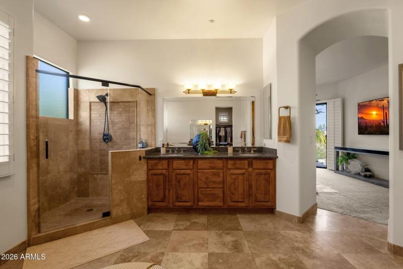 029_Primary Ensuite Bathroom III