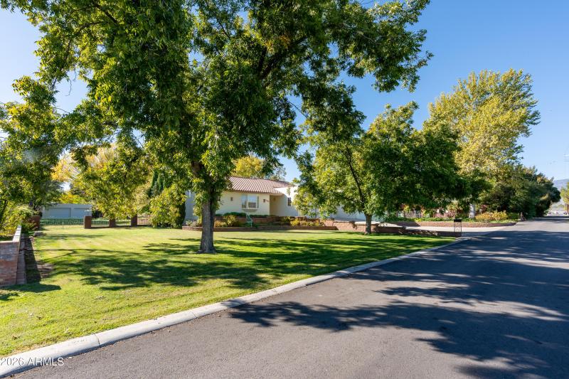 1835 Kerley Ln Cottonwood AZ-14