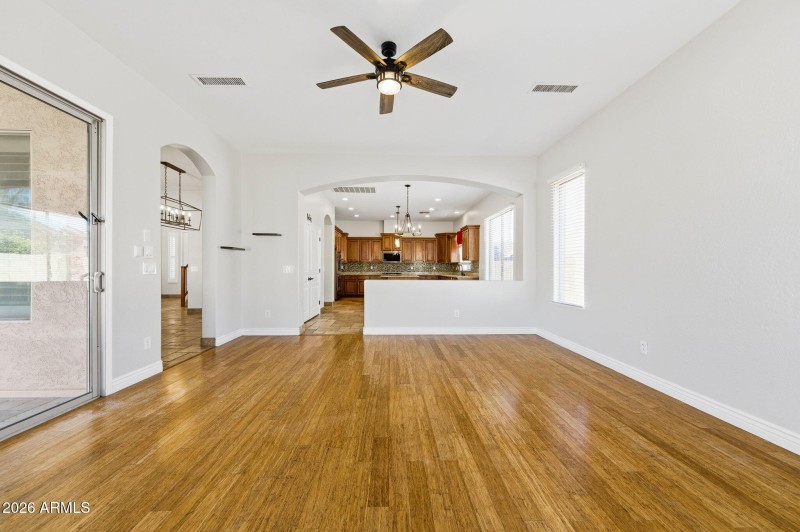 25-web-or-mls-44572 Granite Dr-25