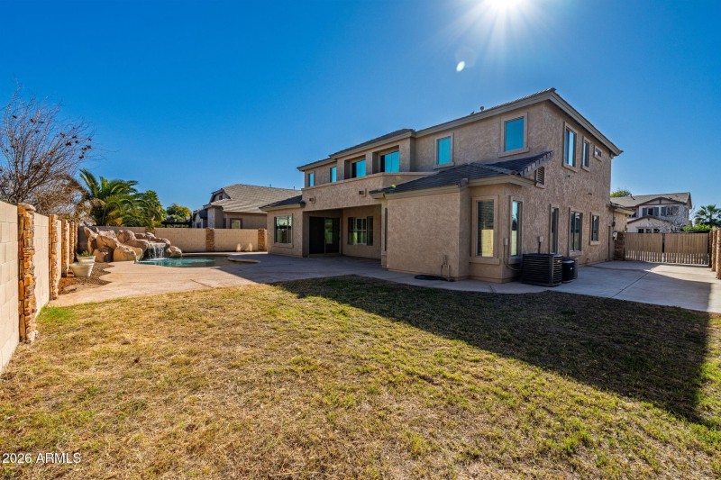 59-web-or-mls-44572 Granite Dr-59