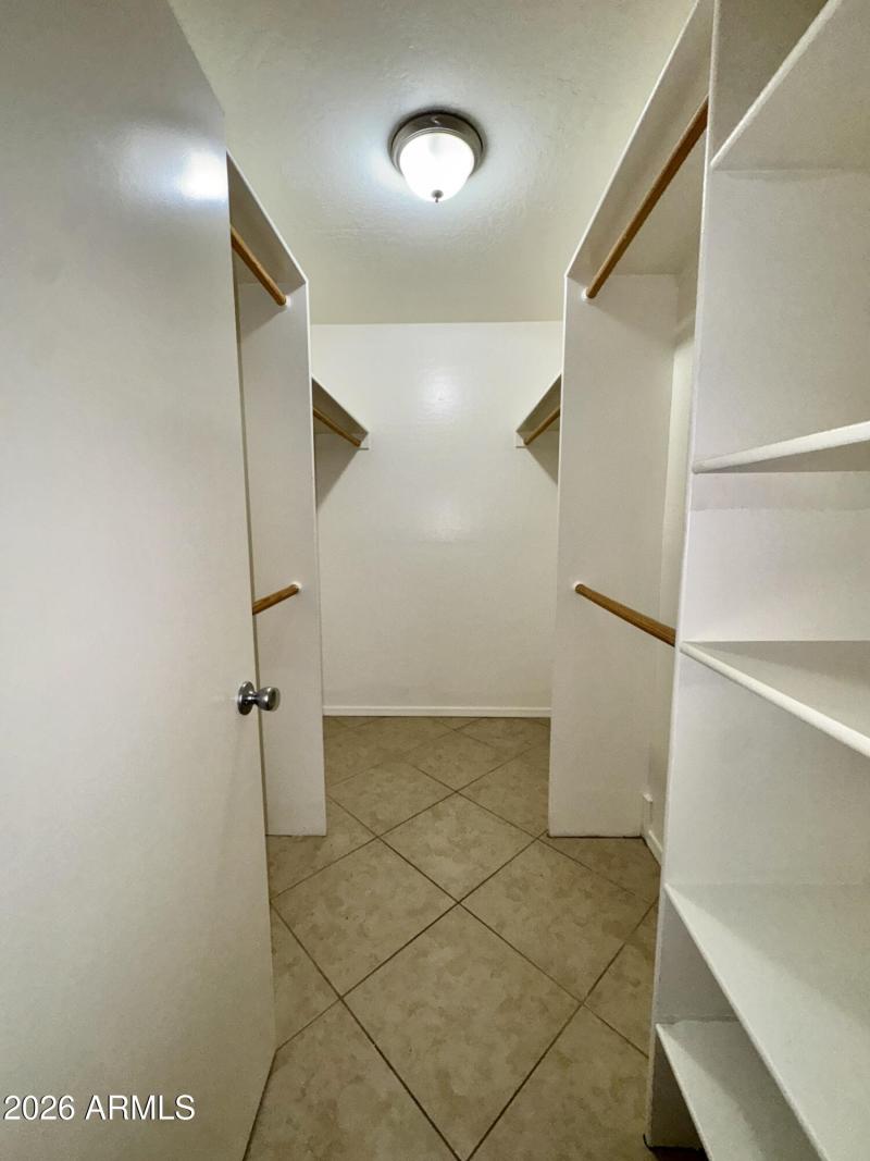 AC45905A-0B27-4E18-8F7A-B2D500C01FF6_1_2