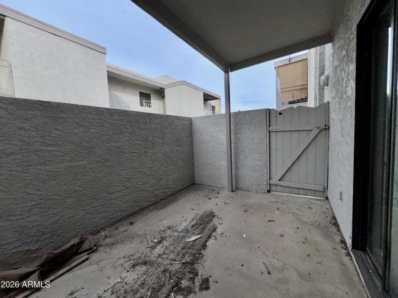 7C84FE75-2A31-4EE3-911C-F6792CD38E23_1_2