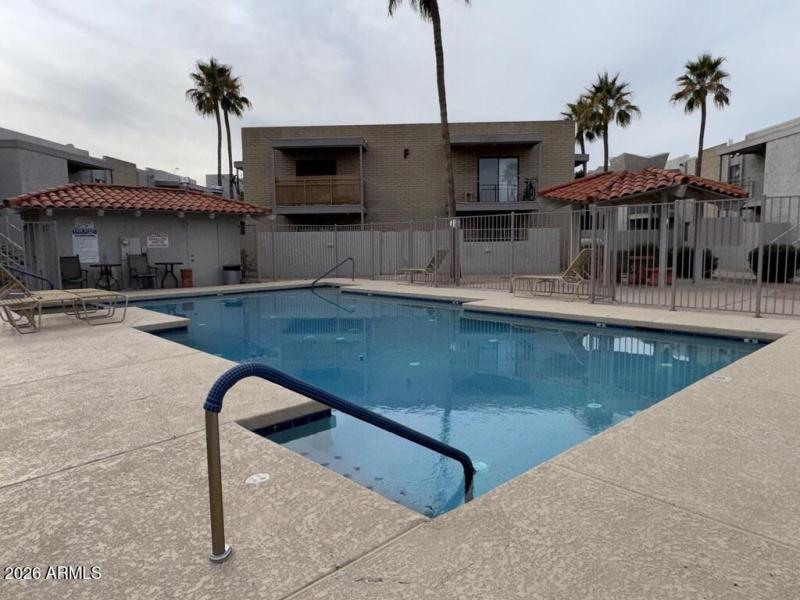 22B0B97A-EAD1-46E3-9FB1-F27FBB66443C_1_1