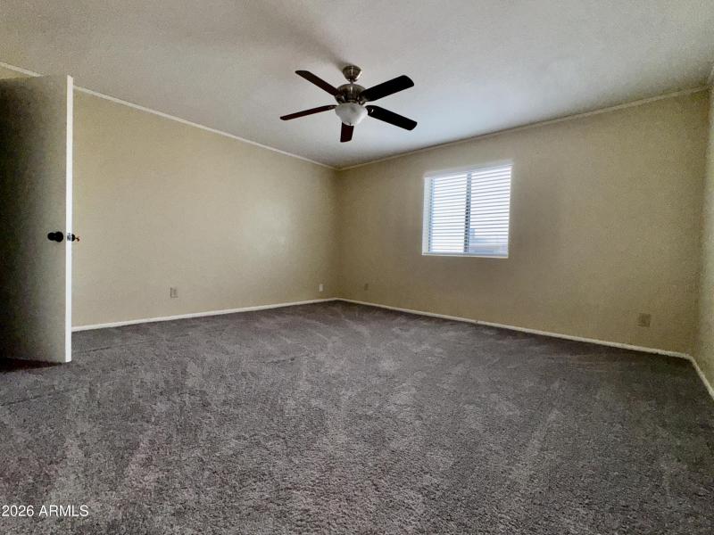 F34CCCF3-806D-4BE3-A38C-3096237E18D0_1_2