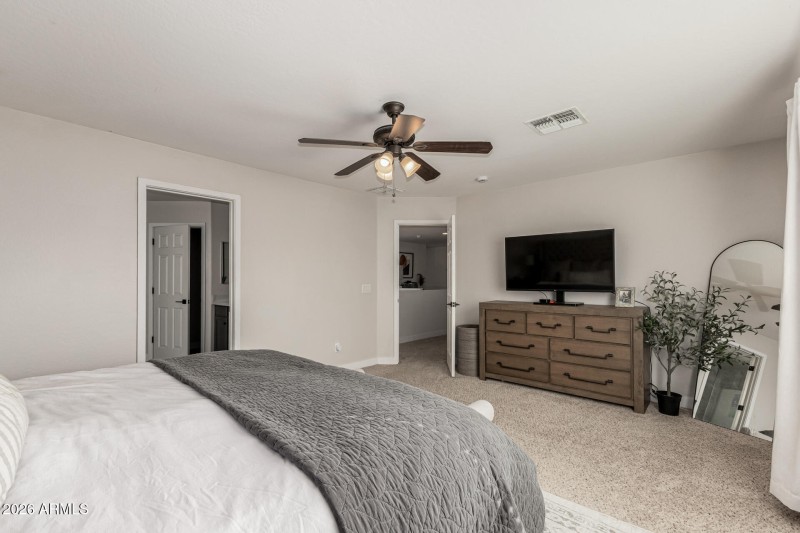 26 - Carla Vista 2123