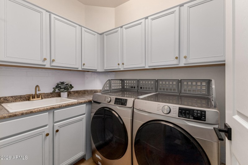 43 - Carla Vista 2123