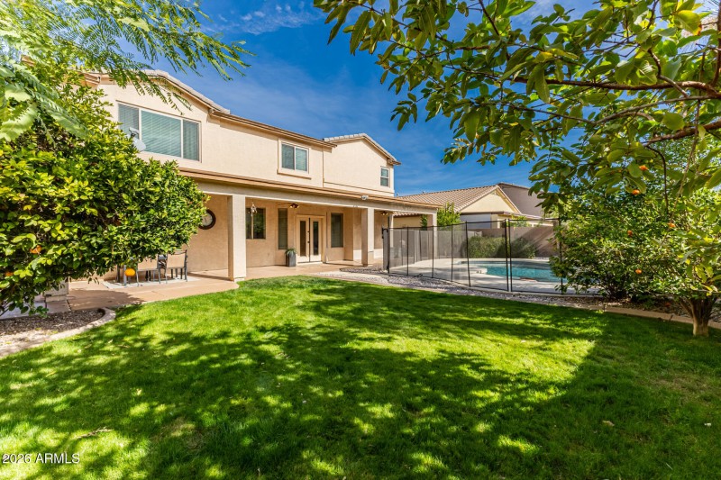 48 - Carla Vista 2123