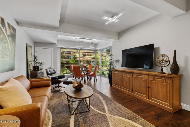 6-web-or-mls-7D3A7493