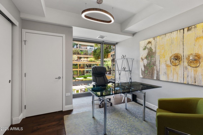 10-web-or-mls-7D3A7513